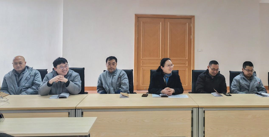2月24日,在公司401會議室人事部組織召開了設備動力部全員座談會(圖1) image.png